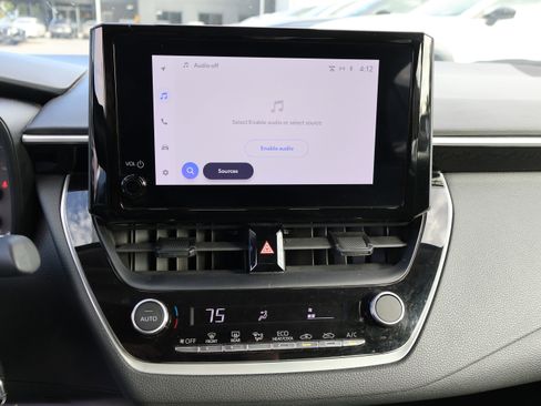 Used 2024 Toyota Corolla LE image 23