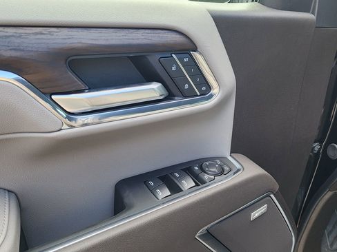 New 2026 GMC Sierra 1500 SLT w/ SLT Premium Plus Package AWD/4WD image 15