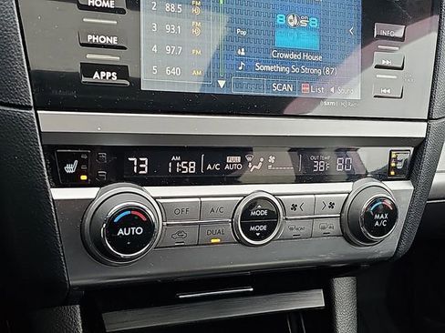 Used 2017 Subaru Outback 2.5i Premium image 16