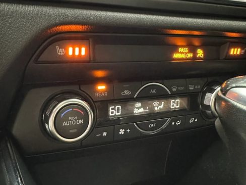 Used 2018 MAZDA CX-9 Touring image 22