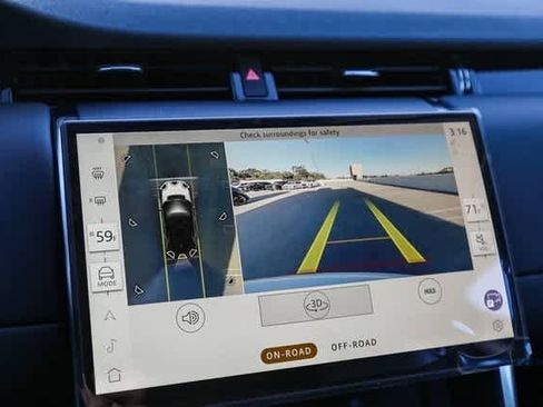 New 2024 Land Rover Discovery Sport S image 26