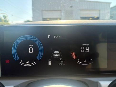 Used 2026 Hyundai Tucson SEL FWD image 11