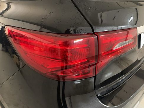 Used 2020 Acura MDX w/ Advance Package image 11