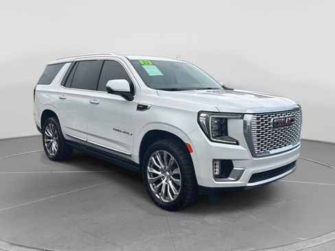 Used 2022 GMC Yukon Denali w/ Advanced Technology Package AWD/4WD image 21
