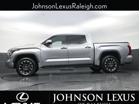 Used 2024 Toyota Tundra Limited AWD/4WD image 22