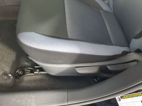 New 2025 Nissan Versa SV w/ Trunk Package image 27