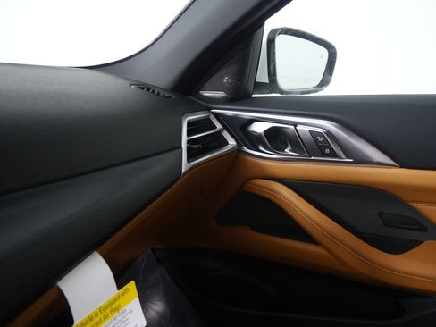 New 2026 BMW 430i Convertible w/ Parking Assistance Package image 20