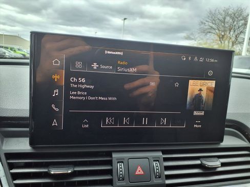 Used 2023 Audi SQ5 Prestige w/ Prestige Package image 14