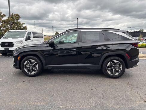 Used 2025 Hyundai Tucson SEL FWD image 8