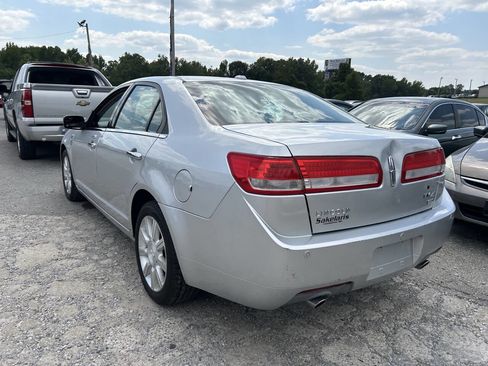 Used 2011 Lincoln MKZ AWD image 4