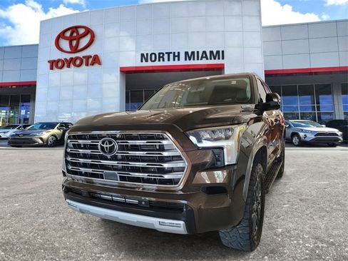 Used 2023 Toyota Sequoia Limited image 2