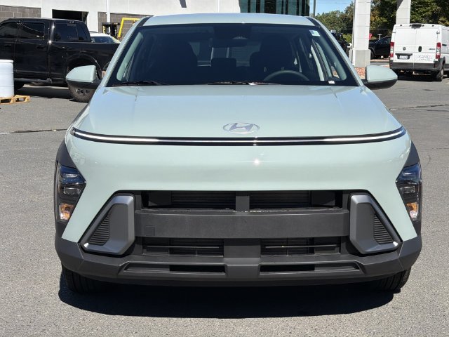 Used 2027 Hyundai Kona SE FWD image 15