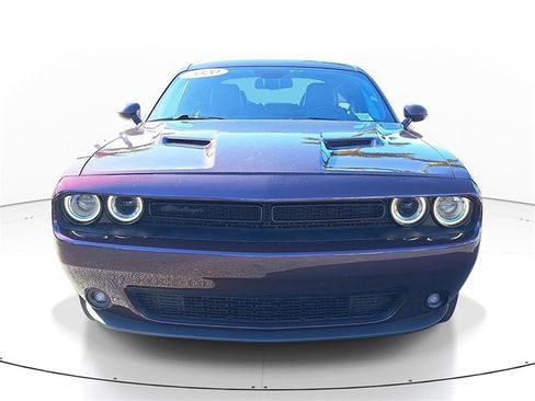 Used 2020 Dodge Challenger SXT w/ Driver Convenience Group image 2