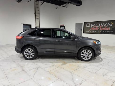 Used 2020 Ford Edge Titanium w/ Equipment Group 301A FWD image 8