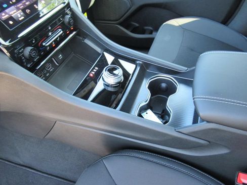 New 2026 Jeep Grand Cherokee Laredo X RWD image 19