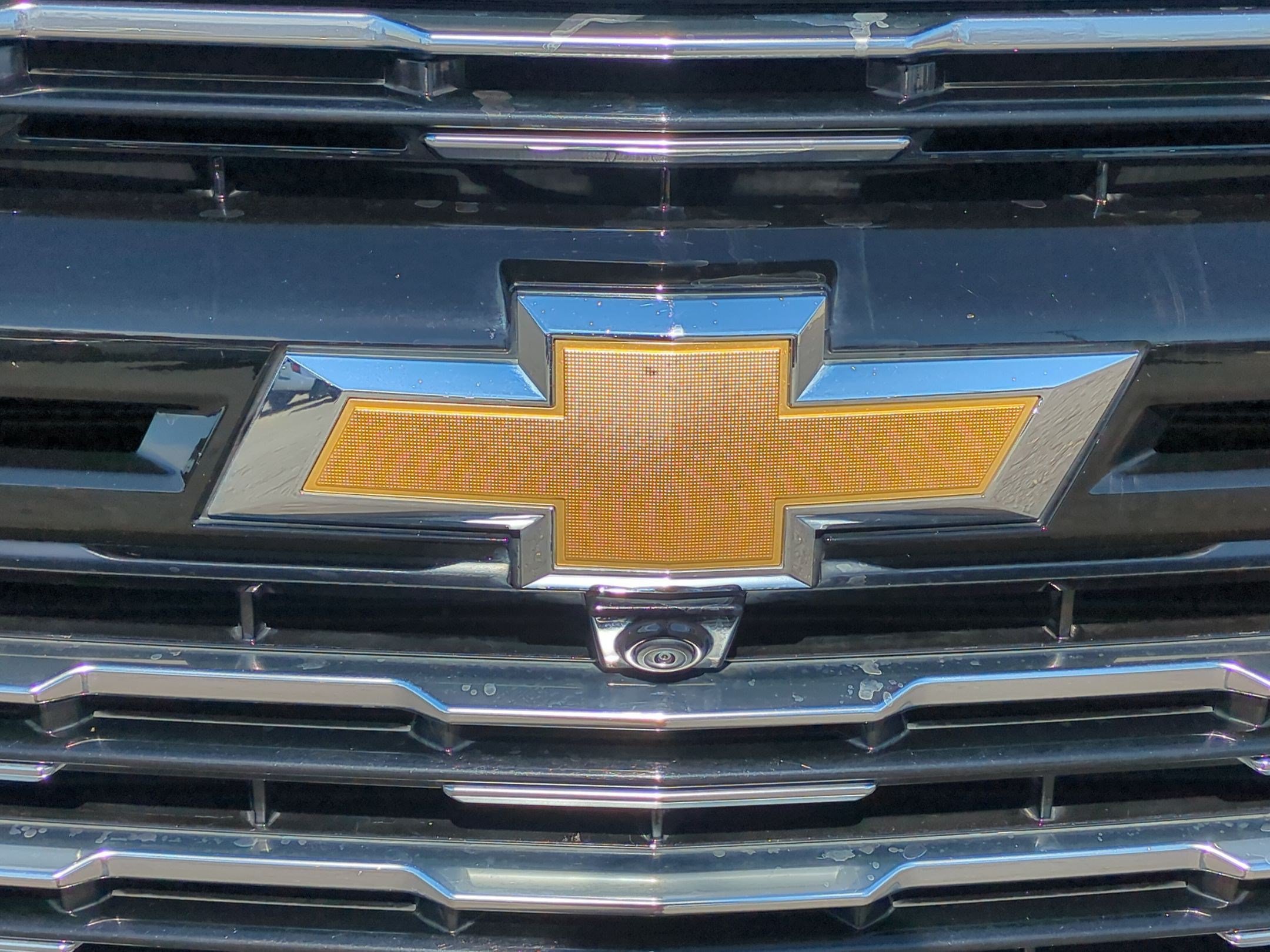 Certified 2025 Chevrolet Suburban High Country AWD/4WD image 15