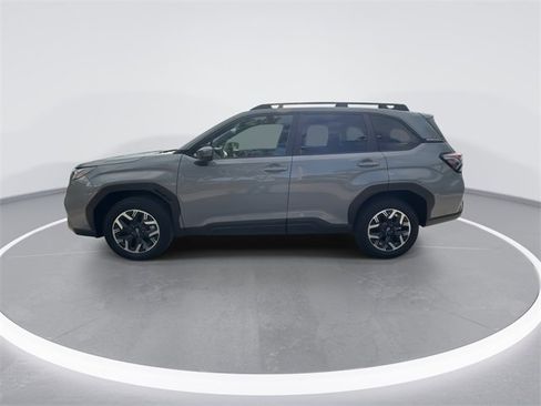 Certified 2025 Subaru Forester Premium image 5