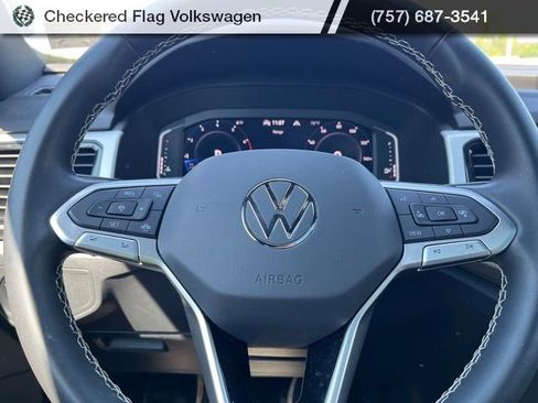Used 2023 Volkswagen Atlas Cross Sport SE AWD/4WD image 37