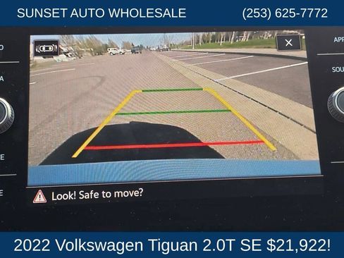 Used 2022 Volkswagen Tiguan SE AWD/4WD image 40
