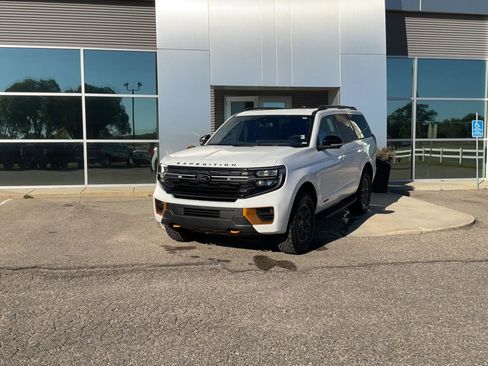 New 2025 Ford Expedition Tremor image 13
