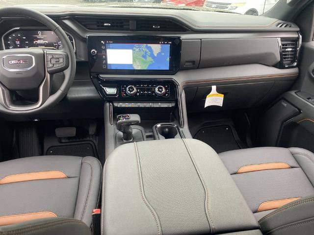 Used 2024 GMC Sierra 1500 AT4 w/ Technology Package AWD/4WD image 12