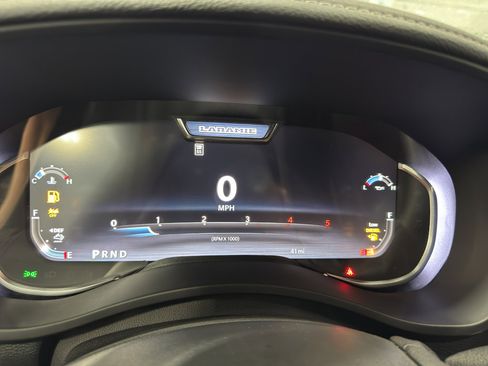 Used 2025 RAM 2500 Laramie image 29