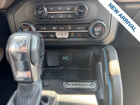 Used 2024 Ford Bronco Wildtrak AWD/4WD image 28