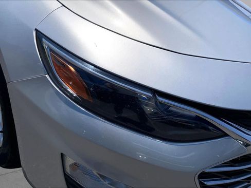 Used 2020 Chevrolet Malibu LT FWD image 28