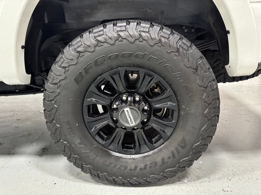 Used 2020 Ford F250 Platinum w/ Tremor Off-Road Package AWD/4WD image 63