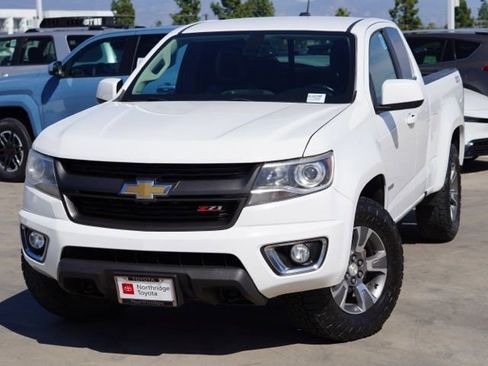 Used 2019 Chevrolet Colorado Z71 image 3