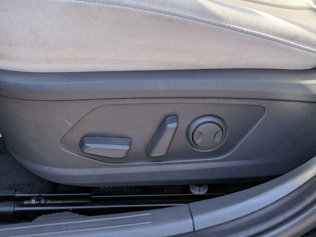 Used 2025 Hyundai Sonata SEL FWD image 18