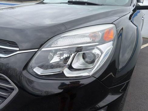 Used 2016 Chevrolet Equinox LTZ w/ Enhanced Convenience Package image 9