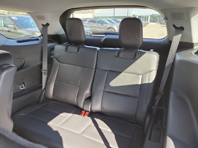Certified 2023 Ford Explorer XLT w/ Equipment Group 202A AWD/4WD image 28