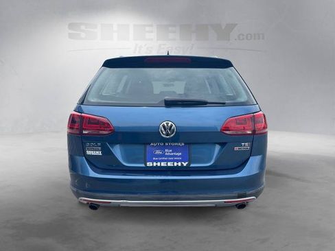Used 2017 Volkswagen Golf Alltrack S AWD/4WD image 4