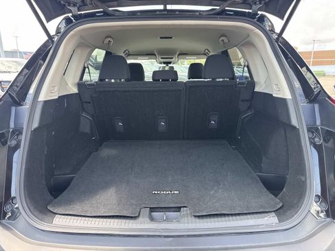 Used 2023 Nissan Rogue S FWD image 9