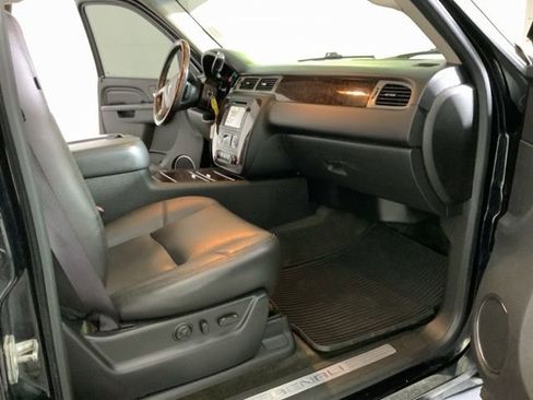 Used 2013 GMC Yukon Denali AWD/4WD image 27