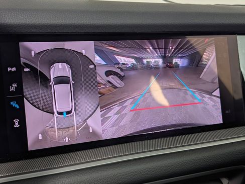 New 2026 Porsche Cayenne S AWD/4WD image 32