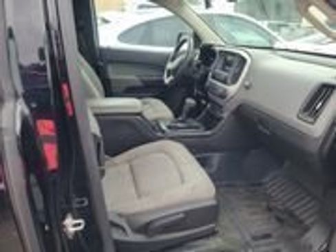 Used 2017 Chevrolet Colorado W/T image 14