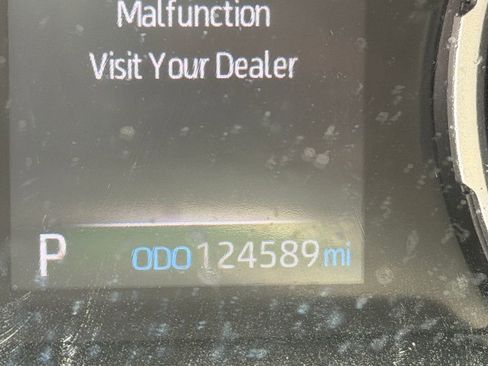 Used 2020 Toyota RAV4 LE AWD/4WD image 32