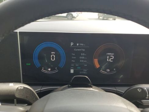 Used 2025 Hyundai Santa Fe SEL FWD image 24