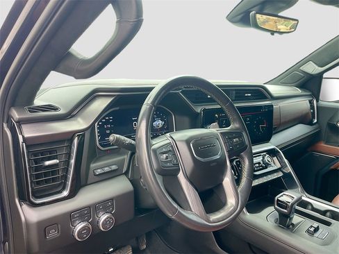 Used 2023 GMC Sierra 1500 Denali Ultimate image 12