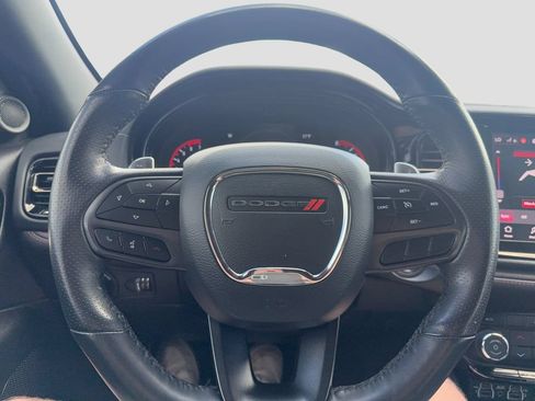 Used 2022 Dodge Durango R/T w/ Blacktop Package AWD/4WD image 14