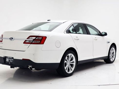 Used 2013 Ford Taurus SEL image 9