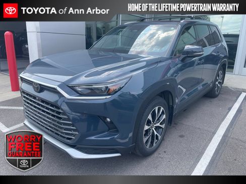 Used 2024 Toyota Grand Highlander AWD Hybrid image 1
