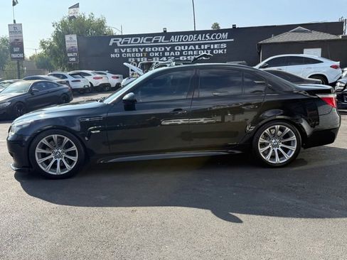Used 2009 BMW M5 RWD image 4