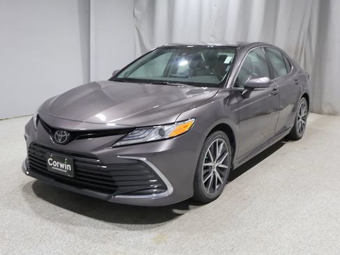 Used 2023 Toyota Camry XLE w/ Navigation Package AWD/4WD image 7
