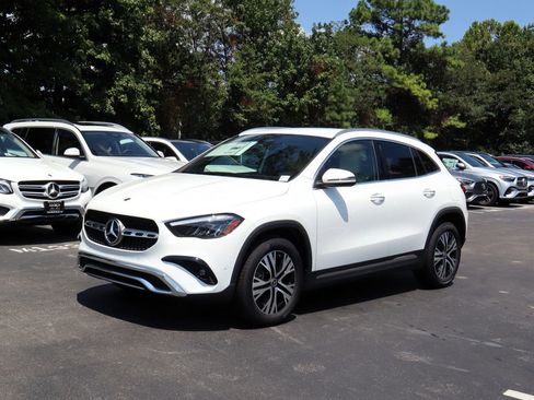 New 2025 Mercedes-Benz GLA 250 4MATIC image 7