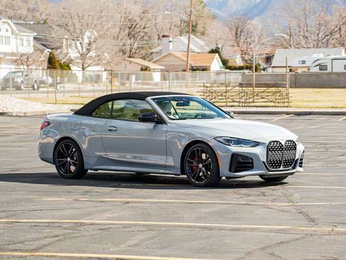 Used 2023 BMW 440i xDrive Convertible w/ Premium Package image 5