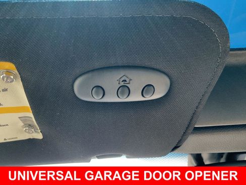Used 2005 Chevrolet Corvette Coupe w/ Preferred Equipment Group RWD image 39