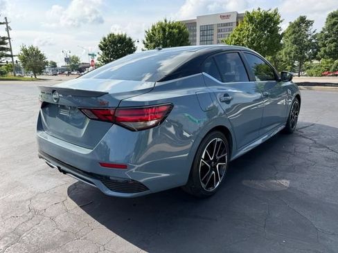 Used 2024 Nissan Sentra SR w/ SR Premium Package FWD image 8